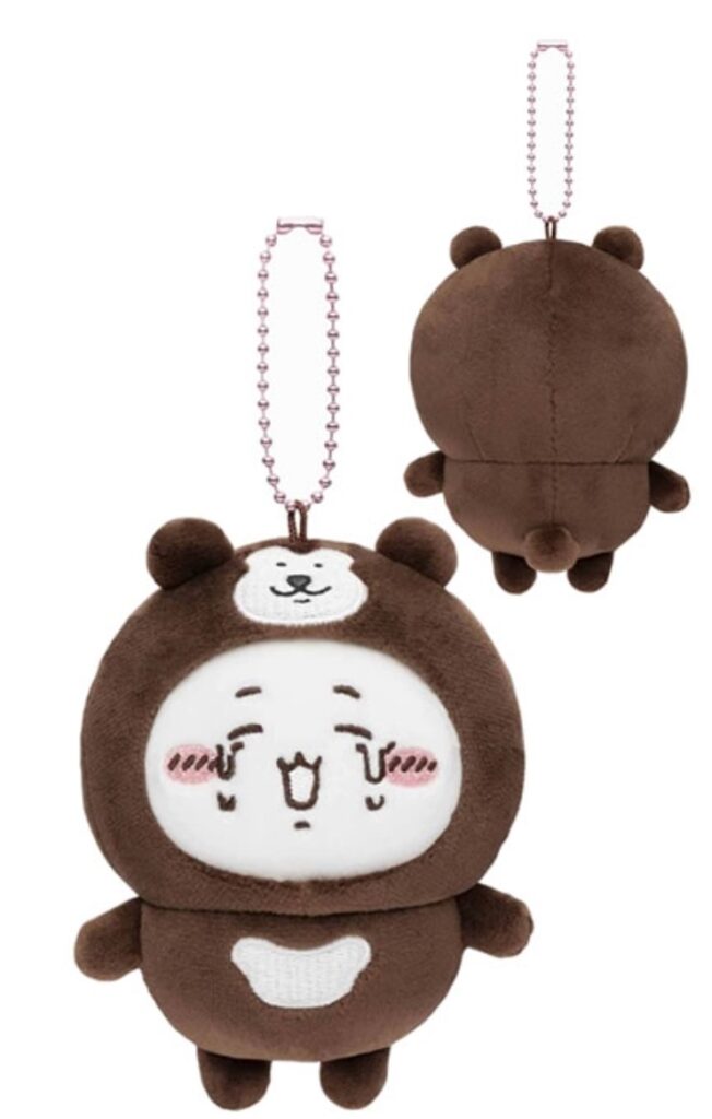 マレーグマを被ったちいかわ　ハチワレ　うさぎ マレーグマを被って泣き顔のちいかわ、ハチワレ、うさぎが